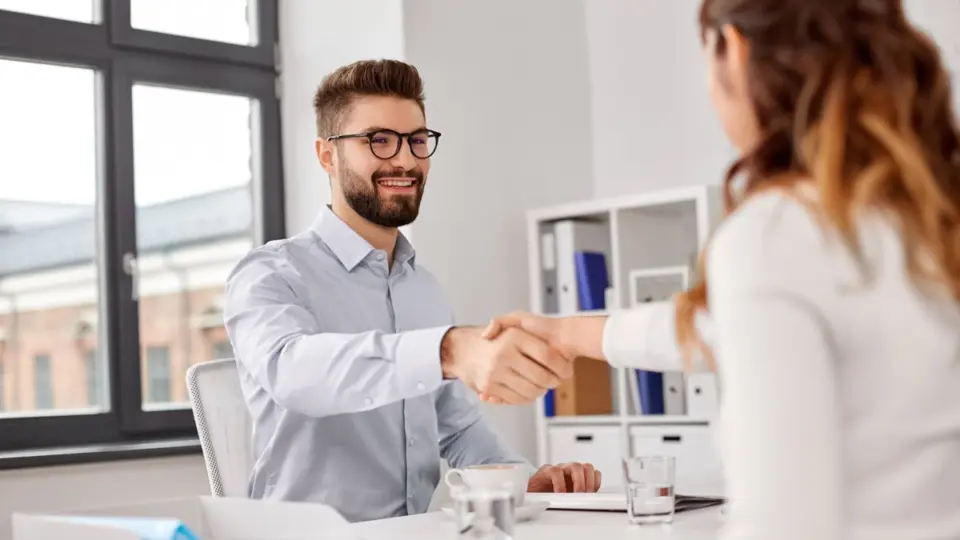 Dominando a entrevista de emprego para conquistar sua próxima vaga