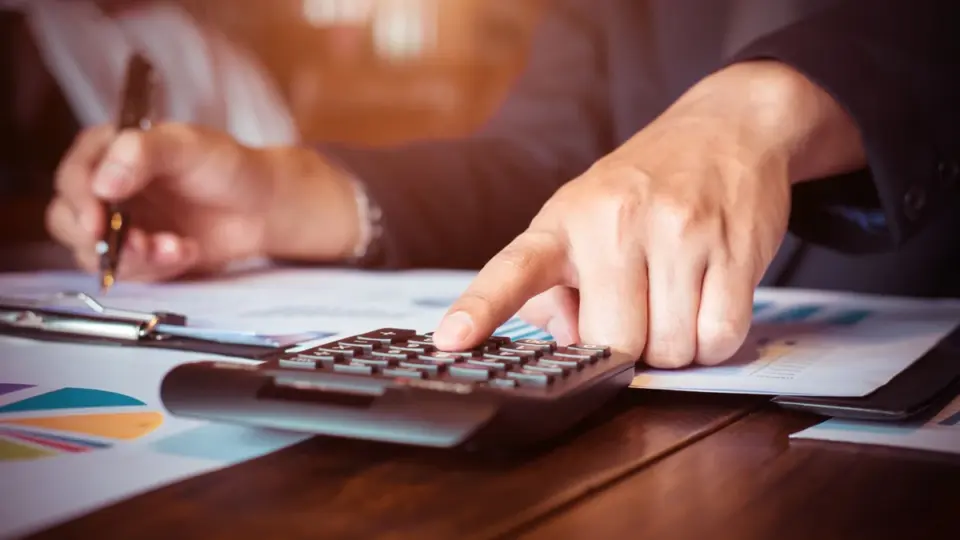 Como calcular o saldo devedor do seu financiamento em 2 minutos SAC e Price