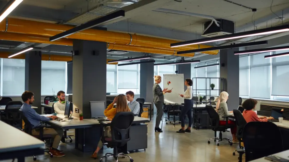 Coworking o que é, quanto custa e como pode ajudar você a economizar