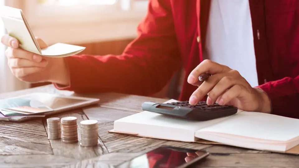 Entendendo o spread cambial, o que é e como ele afeta suas operações financeiras