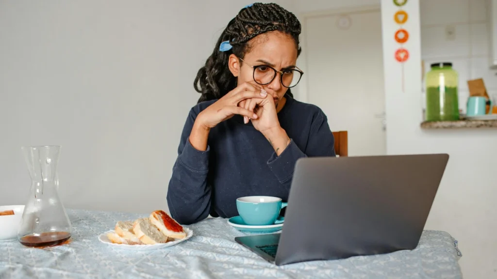 Sua renda extra em casa começa com essas ideias simples que funcionam de verdade