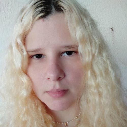 E. Mikaela