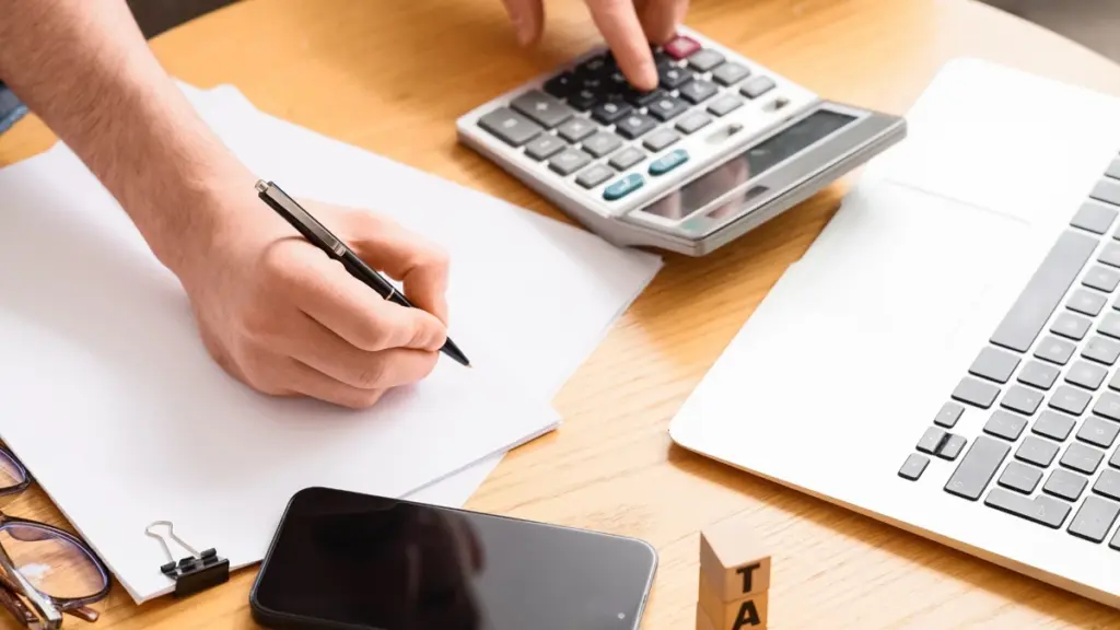 Quanto cobrar como PJ para igualar um salário CLT